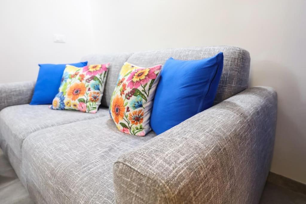 Cozy Loft Navigli, Close To Duomo And Bocconi - Italy Flat Vacation Milan Exterior photo