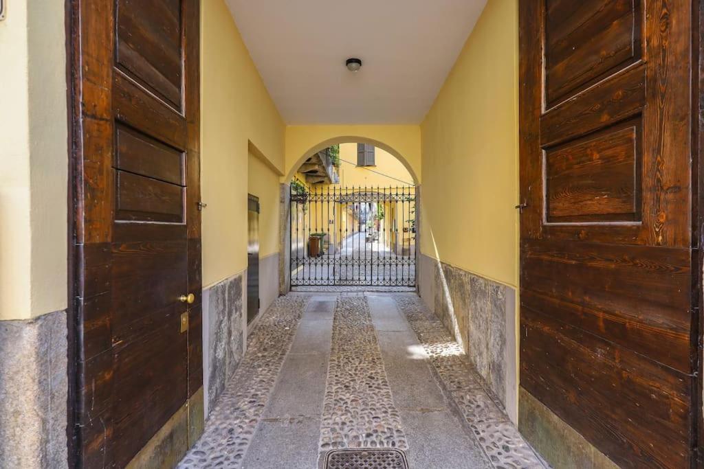 Cozy Loft Navigli, Close To Duomo And Bocconi - Italy Flat Vacation Milan Exterior photo
