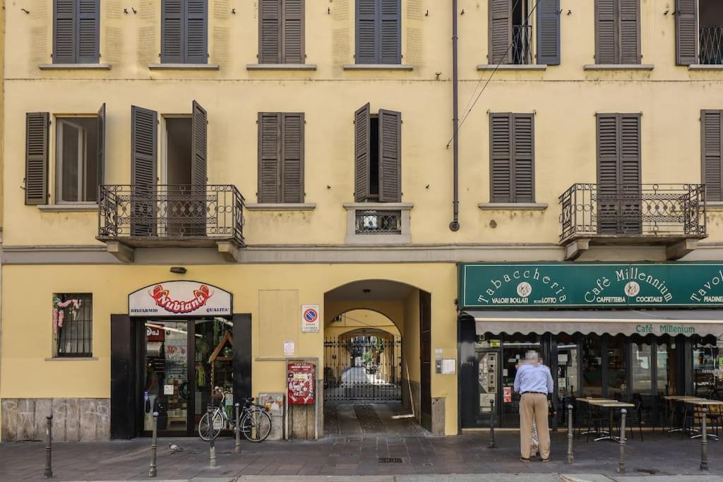 Cozy Loft Navigli, Close To Duomo And Bocconi - Italy Flat Vacation Milan Exterior photo