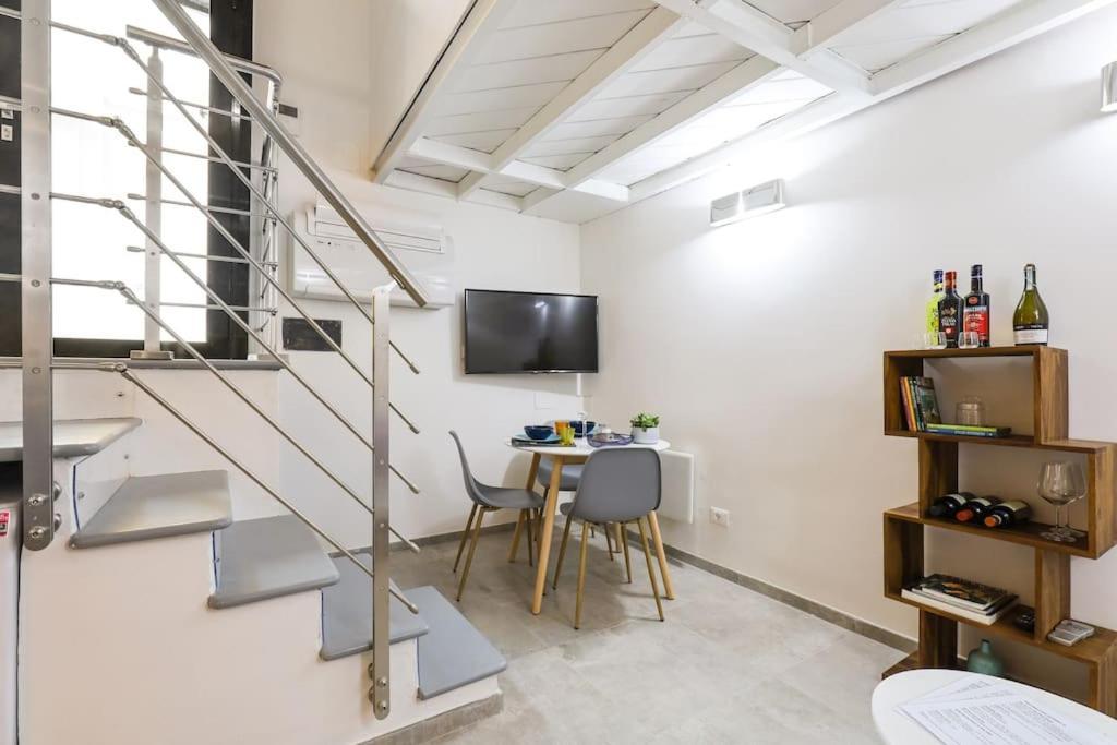Cozy Loft Navigli, Close To Duomo And Bocconi - Italy Flat Vacation Milan Exterior photo